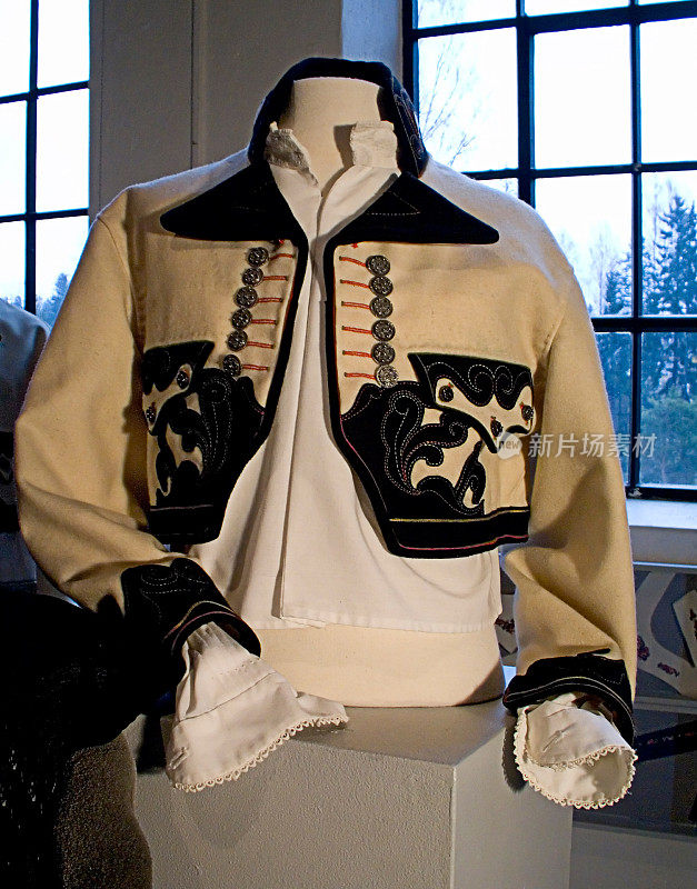 East-Telemark Man's Bunad Jacket